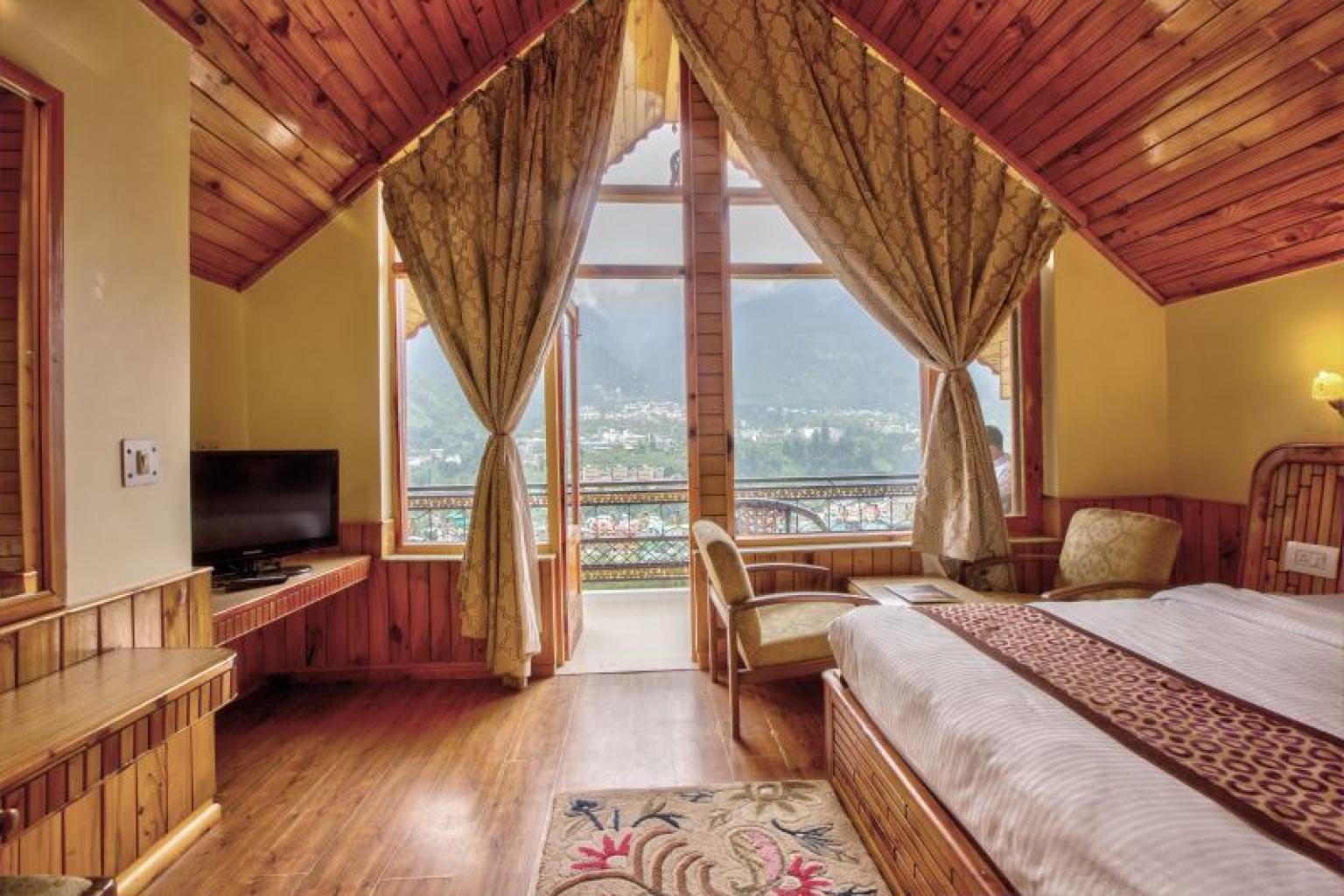 Luxurious Cottages in Manali